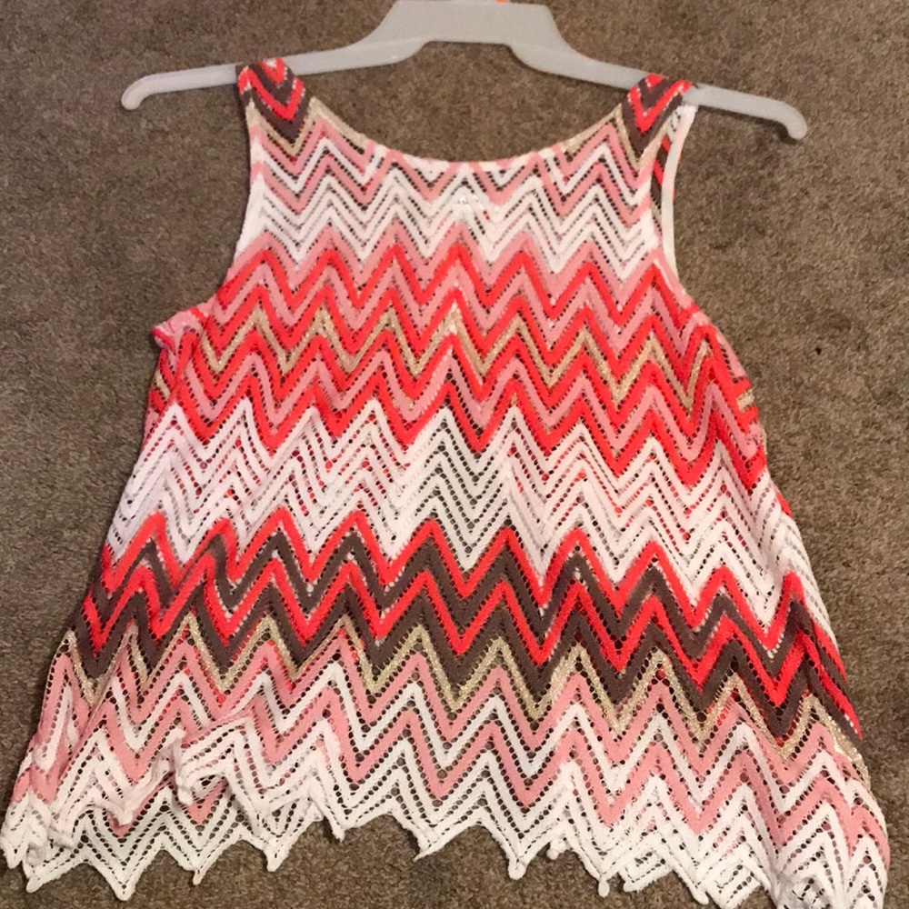 Patterned top with open back